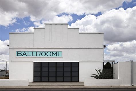 Historia – Ballroom Marfa.